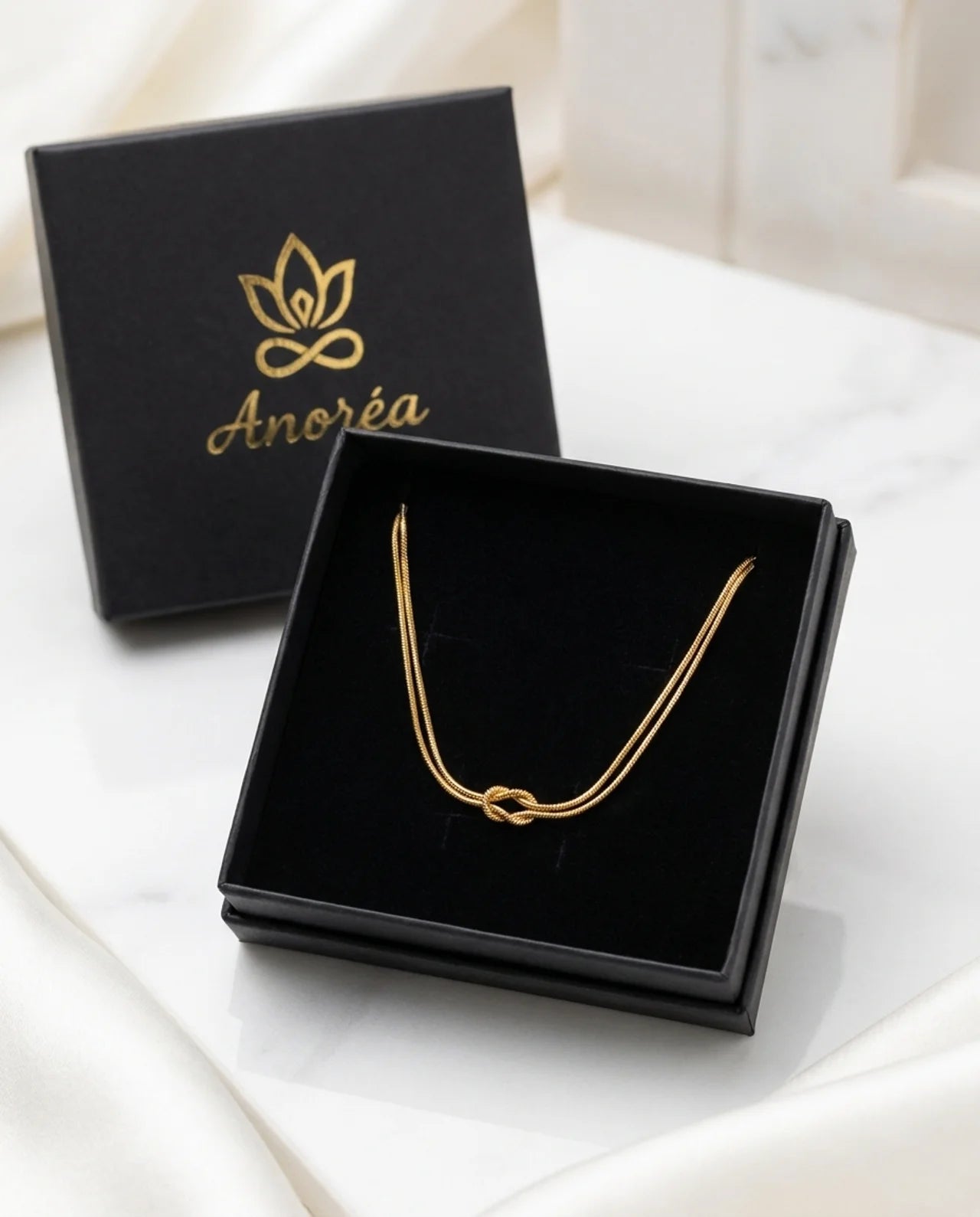 Luna Knot Bracelet – Gold