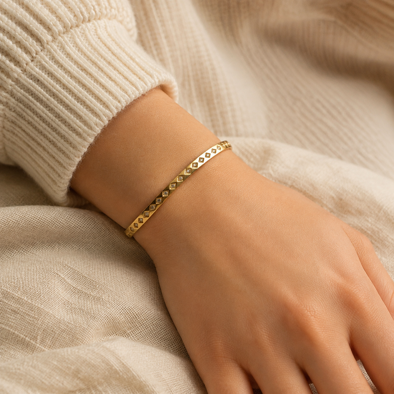 Elara Crystal Bangle – Gold