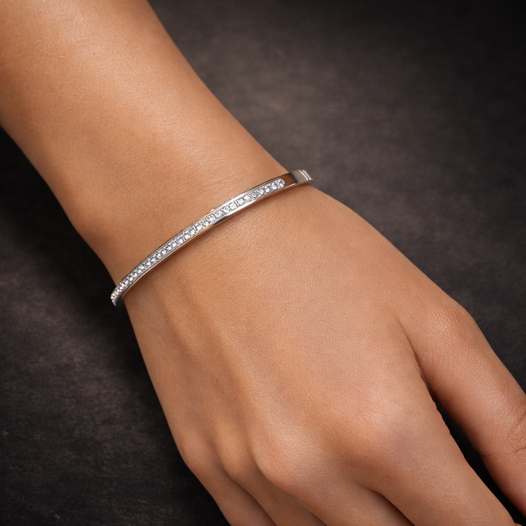 Anoréa B575G Crystal Bangle – Silver