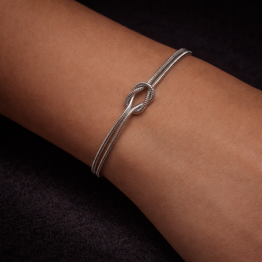 Anoréa Knot Bracelet – Silver