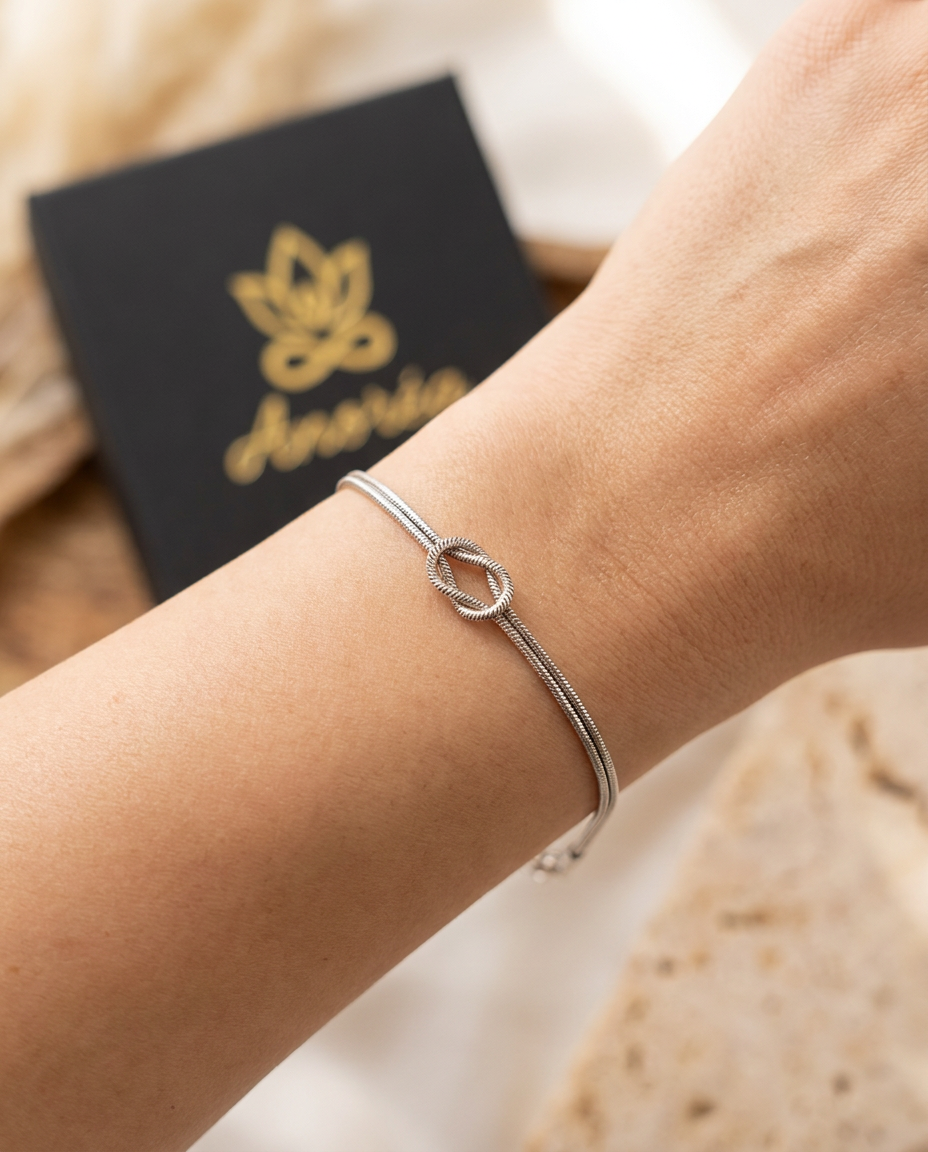 Luna Knot Bracelet – Silver